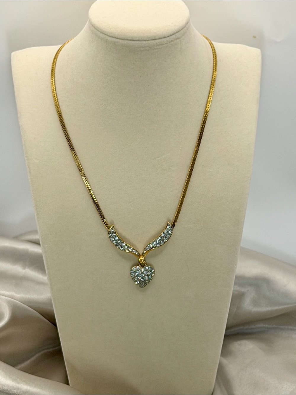 Vintage Gold Tone Chevron Herringbone Choker Necklace Crystal Pave Heart